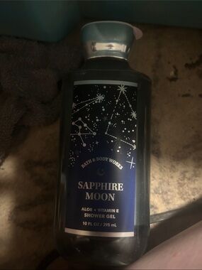 Bath & Body Works Sapphire Moon Shower Gel - Deep Blue & Silver